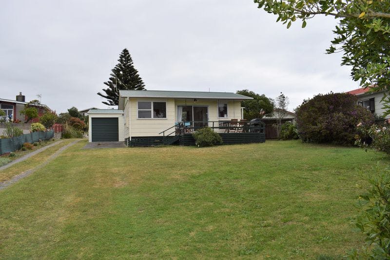 49 Toi Street, Otaki Beach, Kapiti Coast