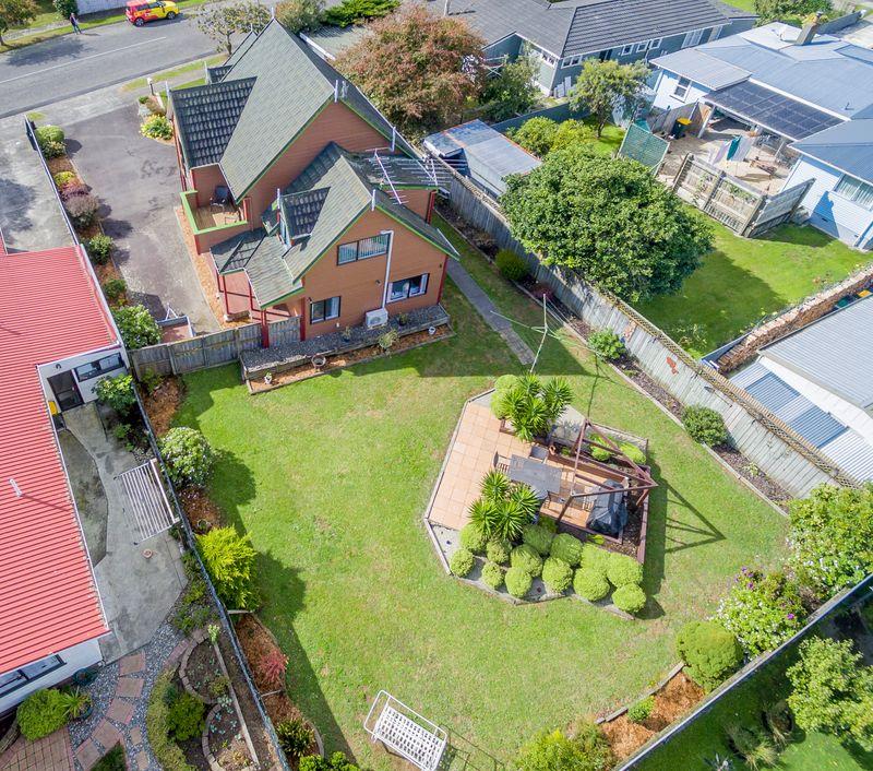 4 Tararua Crescent, Otaki, Kapiti Coast, Wellington | Tall Poppy 