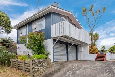 62 Toi St, Otaki Beach, Kapiti Coast, Wellington | Tall Poppy 