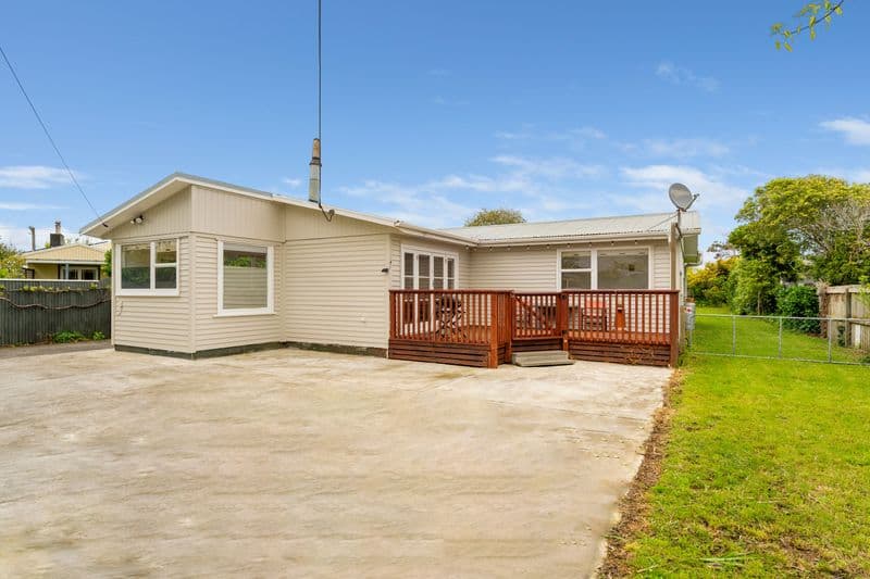 103 Atkinson Avenue, Otaki Beach, Kapiti Coast