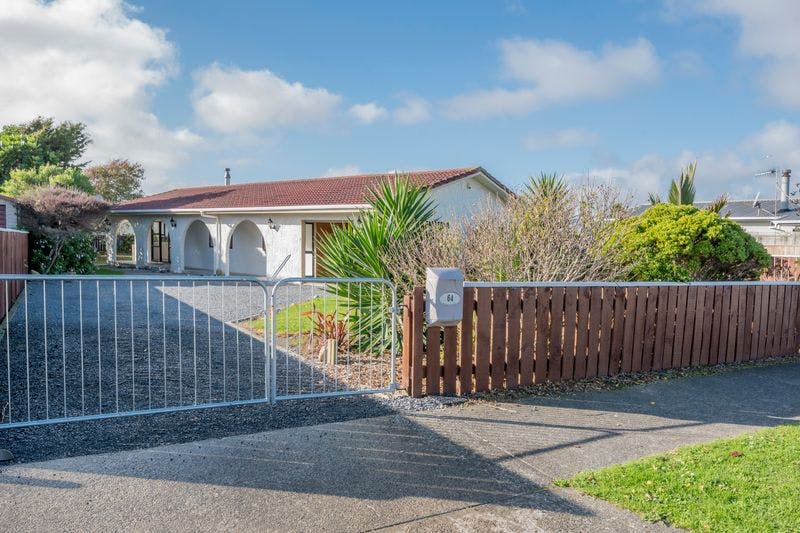 64 Atkinson Avenue, Otaki Beach, Kapiti Coast