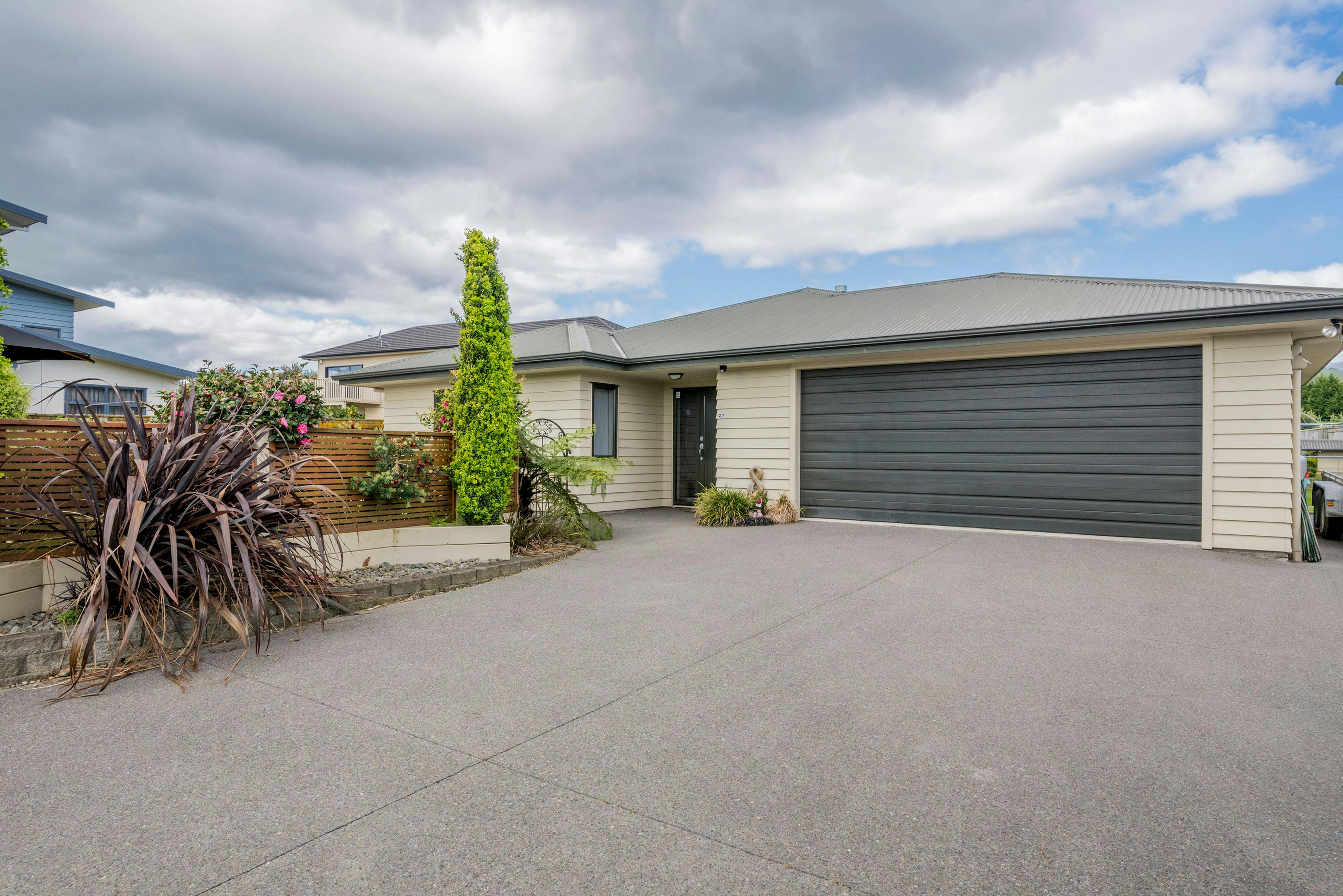 27 Ludlam Way, Otaki, Kapiti Coast, Wellington | Tall Poppy 