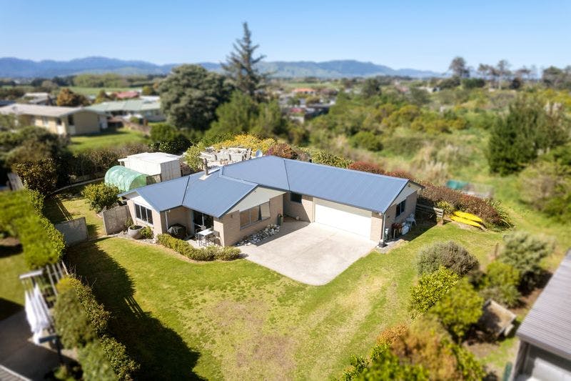 9 Byron Brown Place, Otaki Beach, Kapiti Coast