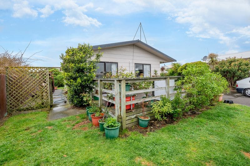 9 Simcox Street, Otaki Beach, Kapiti Coast