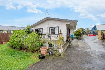 9 Simcox Street, Otaki Beach, Kapiti Coast, Wellington | Tall Poppy 