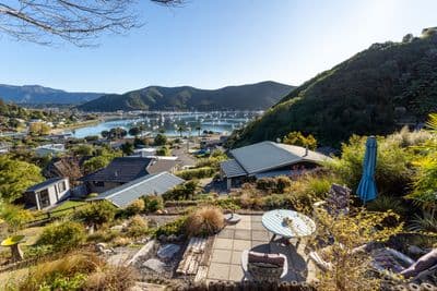 7 Arthur Crescent, Waikawa, Marlborough, Marlborough | Tall Poppy 