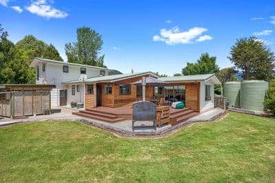 6B Lady Cobham Grove, Marlborough Sounds, Marlborough, Marlborough | Tall Poppy 