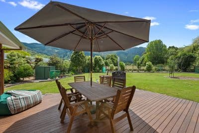 6B Lady Cobham Grove, Marlborough Sounds, Marlborough, Marlborough | Tall Poppy 