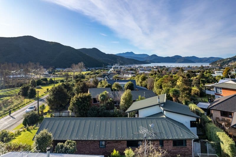 15 Boons Valley Road, Waikawa, Picton