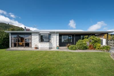 78 Moana View Road, Waikawa, Picton, Marlborough | Tall Poppy 