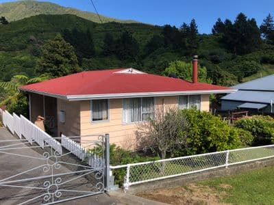 51 Dorset Street, Picton, Picton, Marlborough | Tall Poppy 