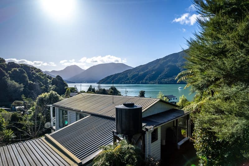 659 Queen Charlotte Drive, Havelock, Marlborough