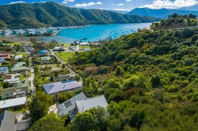 318E Waikawa Road, Waikawa, Marlborough, Marlborough | Tall Poppy 