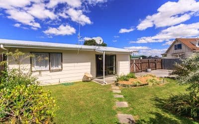 219 Milson Line, Milson, Palmerston North City, Manawatu | Tall Poppy 