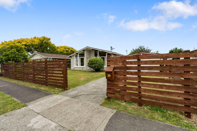 25 Alexander Street, Awapuni, Palmerston North City, Manawatu | Tall Poppy 