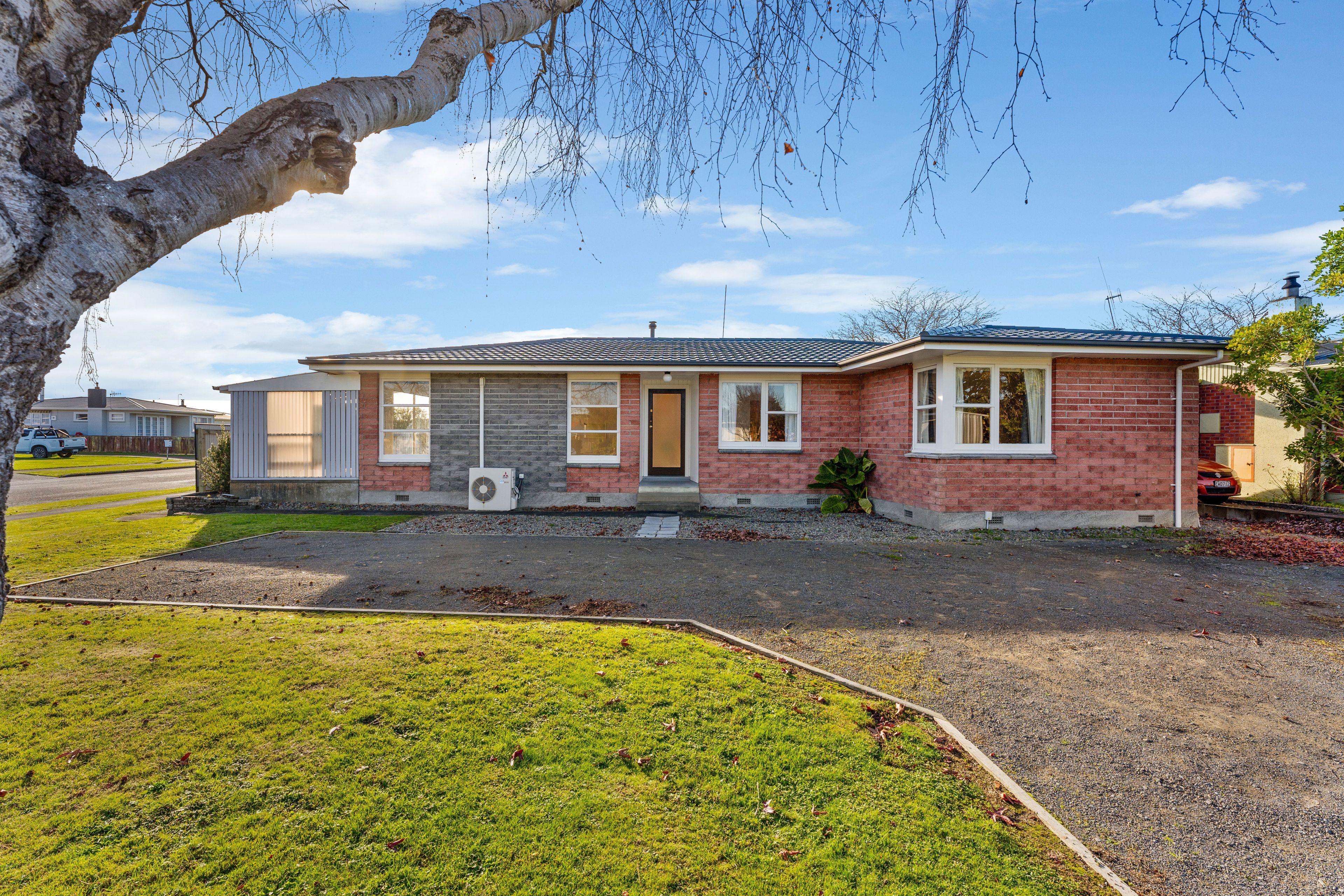 2 Keith Elliott Street, Feilding, Manawatu, Manawatu | Tall Poppy 