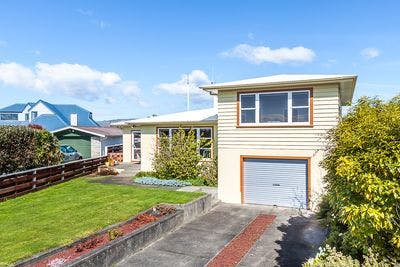 3 Ajax Place, Highbury, Palmerston North City, Manawatu | Tall Poppy 