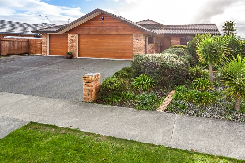 3 Boston Parade, Kelvin Grove, Palmerston North City, Manawatu | Tall Poppy 