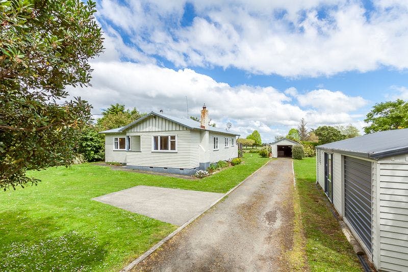 11 Edwards Street, Kimbolton, Manawatu