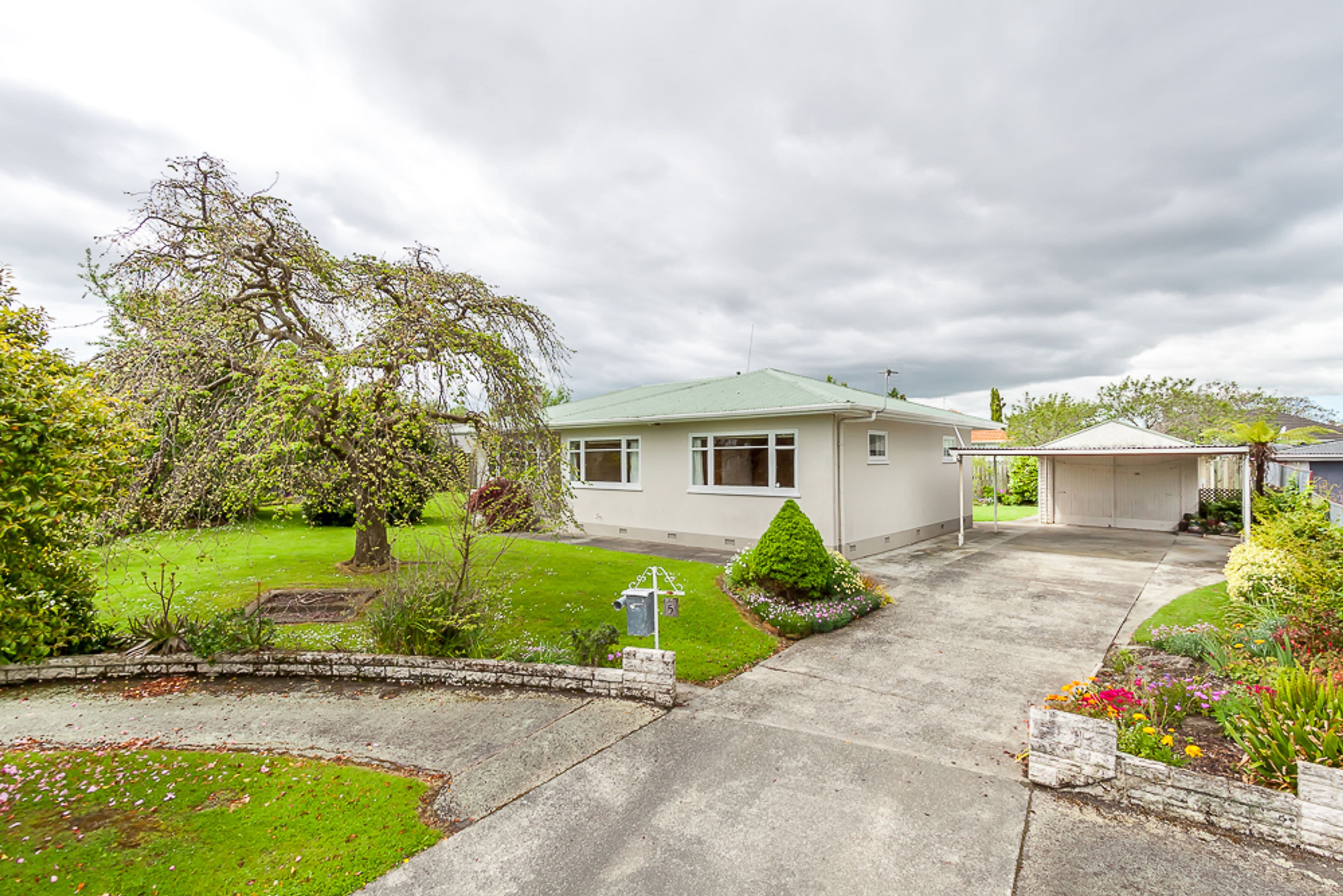 5 Appleby Place, Awapuni, Palmerston North City, Manawatu | Tall Poppy 