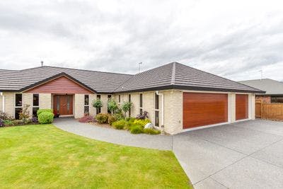 3 Brooklyn Heights Drive, Kelvin Grove, Palmerston North City, Manawatu | Tall Poppy 