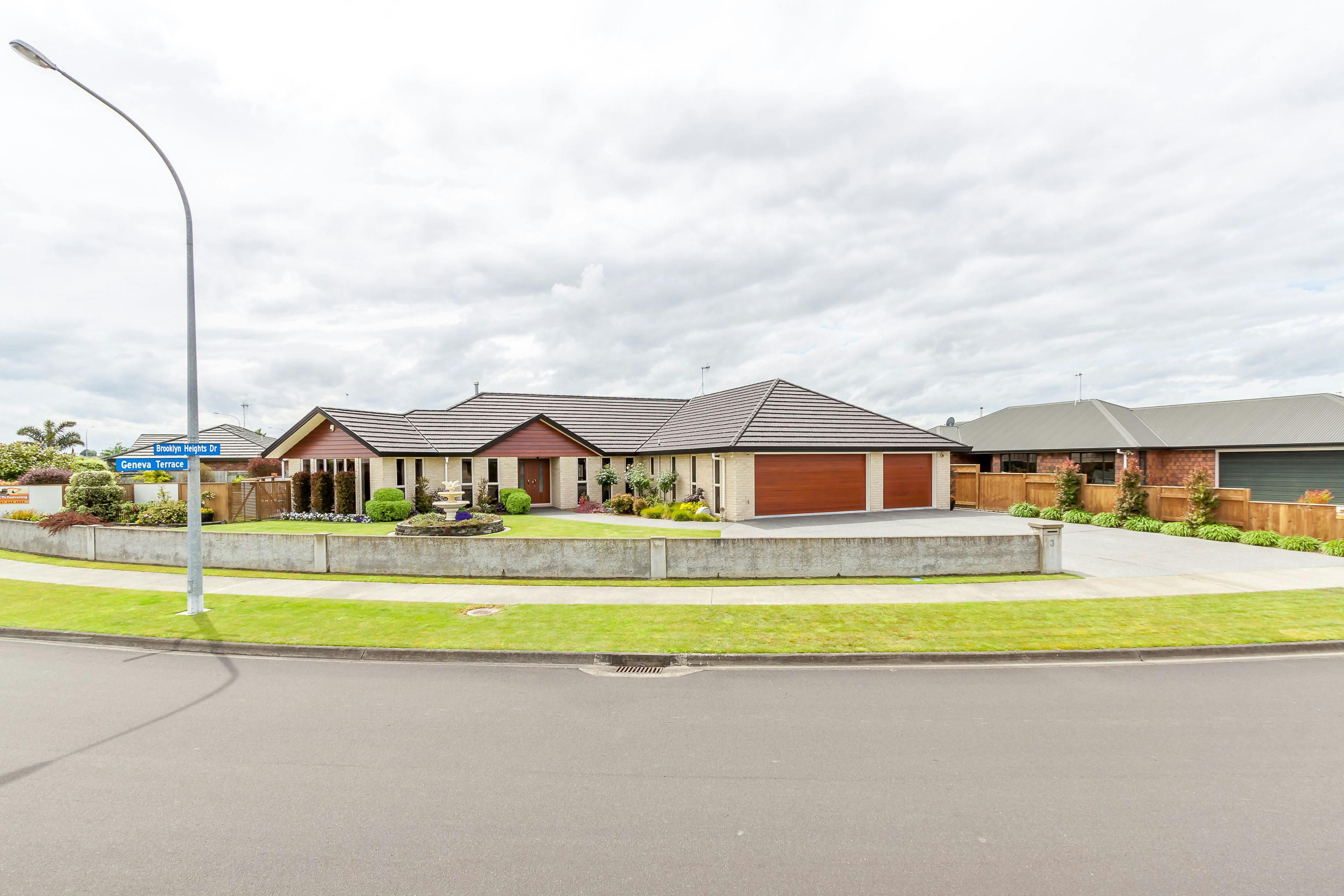 3 Brooklyn Heights Drive, Kelvin Grove, Palmerston North City, Manawatu | Tall Poppy 