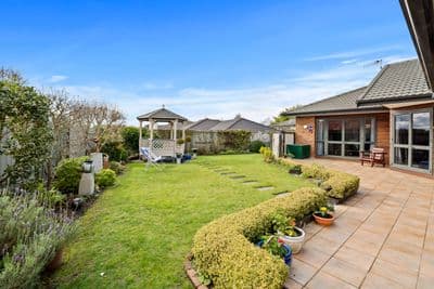 17 Greenwood Place, Fitzherbert, Palmerston North City, Manawatu | Tall Poppy 