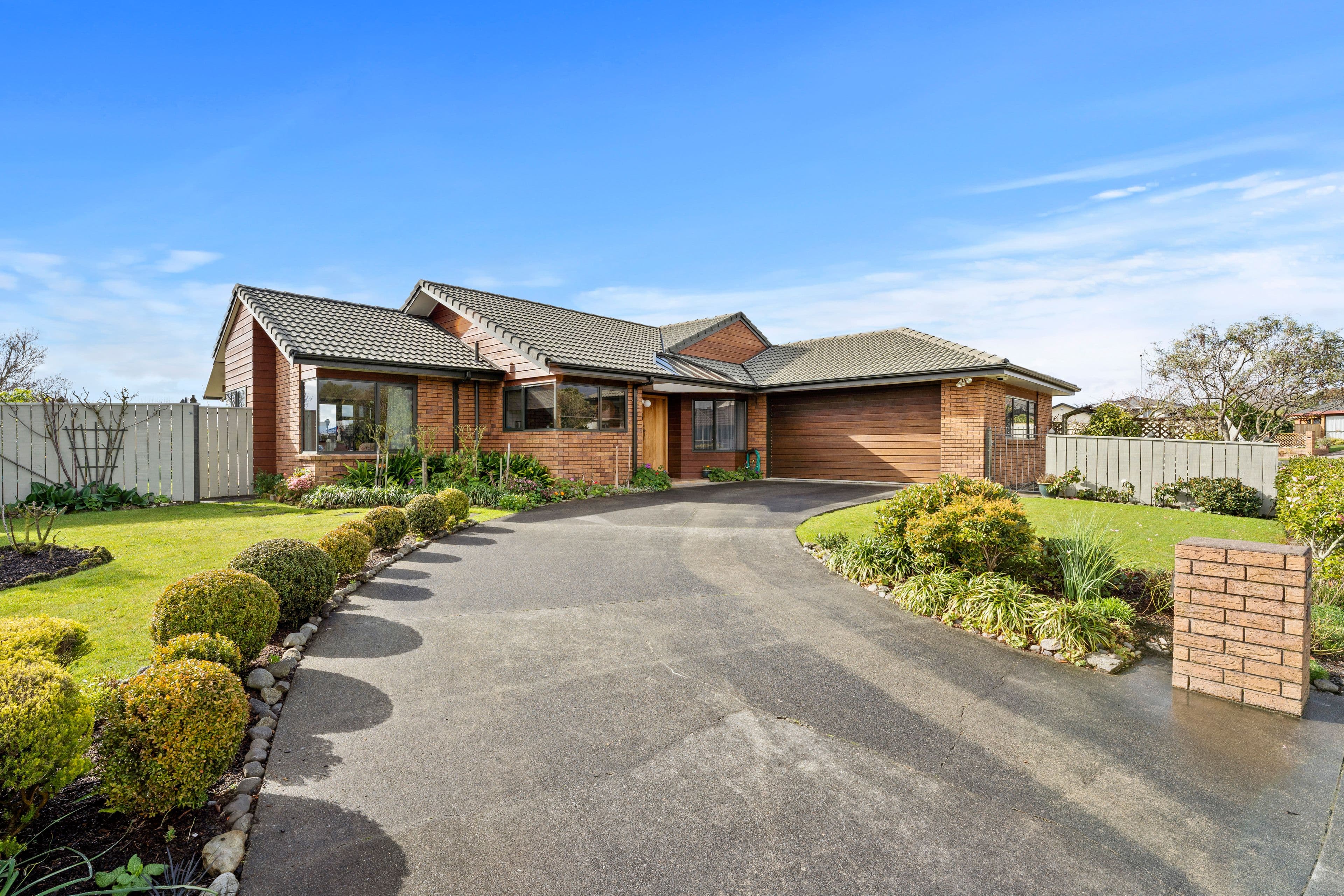 17 Greenwood Place, Fitzherbert, Palmerston North City, Manawatu | Tall Poppy 