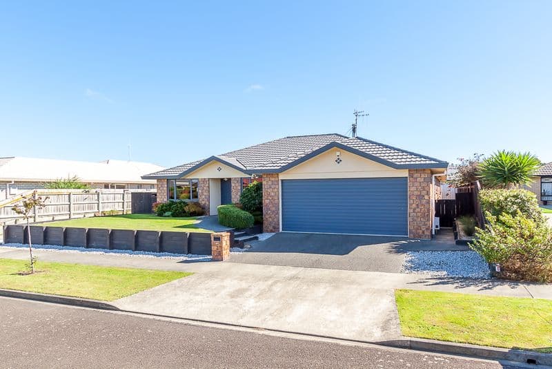 25 Meridian Grove, Kelvin Grove, Palmerston North City