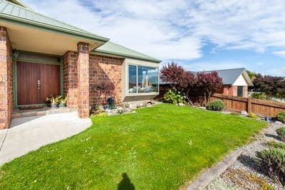 32 Logan Way, Kelvin Grove, Palmerston North City, Manawatu | Tall Poppy 