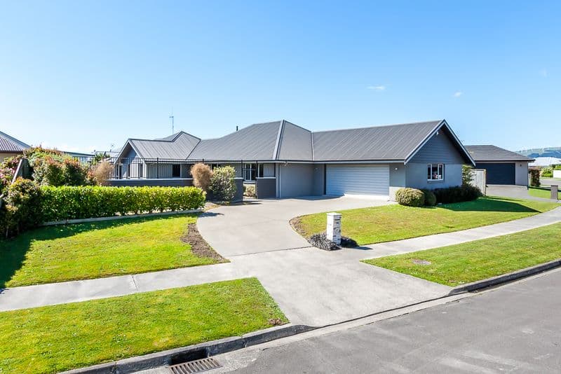 11 Rodeo Drive, Kelvin Grove, Palmerston North City