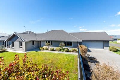 11 Rodeo Drive, Kelvin Grove, Palmerston North City, Manawatu | Tall Poppy 