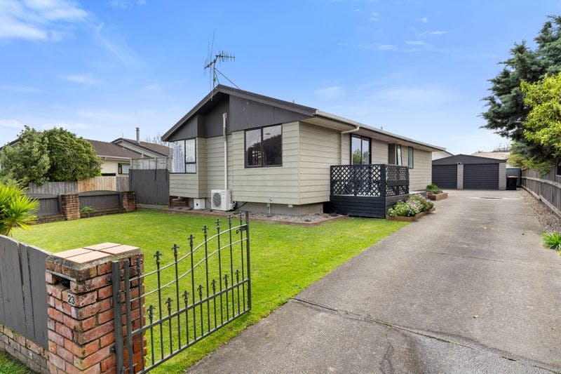 23 Peppertree Glade, Kelvin Grove, Palmerston North City