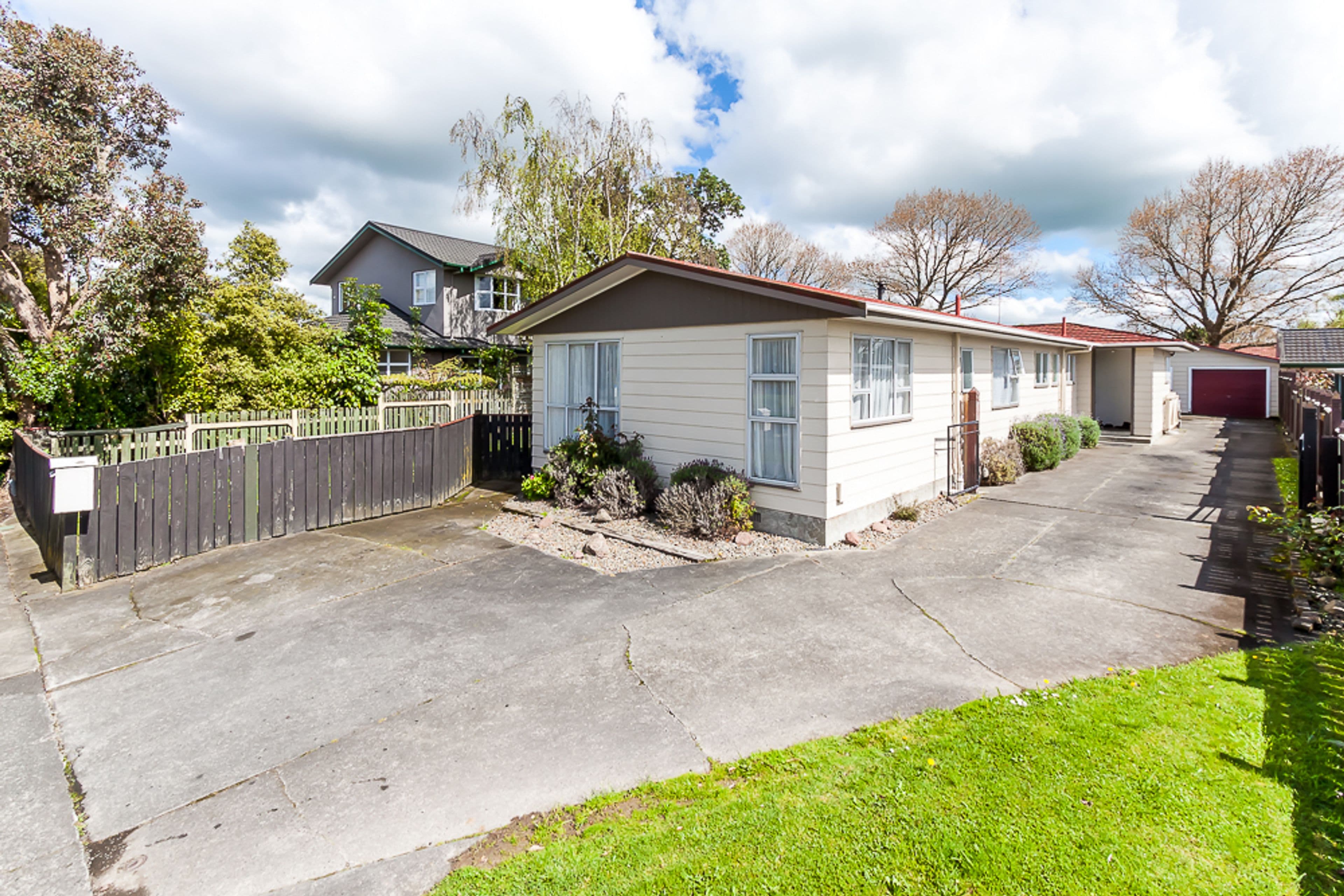 50 John F Kennedy Drive, Milson, Palmerston North City, Manawatu | Tall Poppy 