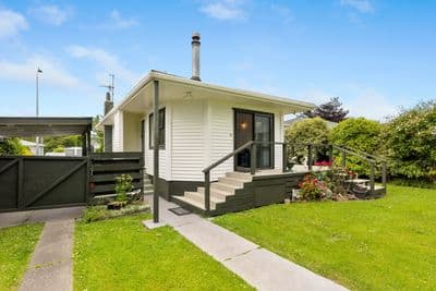 9 Long Melford Road, Awapuni, Palmerston North City, Manawatu | Tall Poppy 