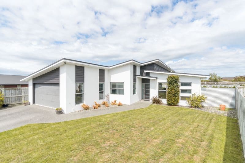 50 Chestnut Close, Kelvin Grove, Palmerston North City