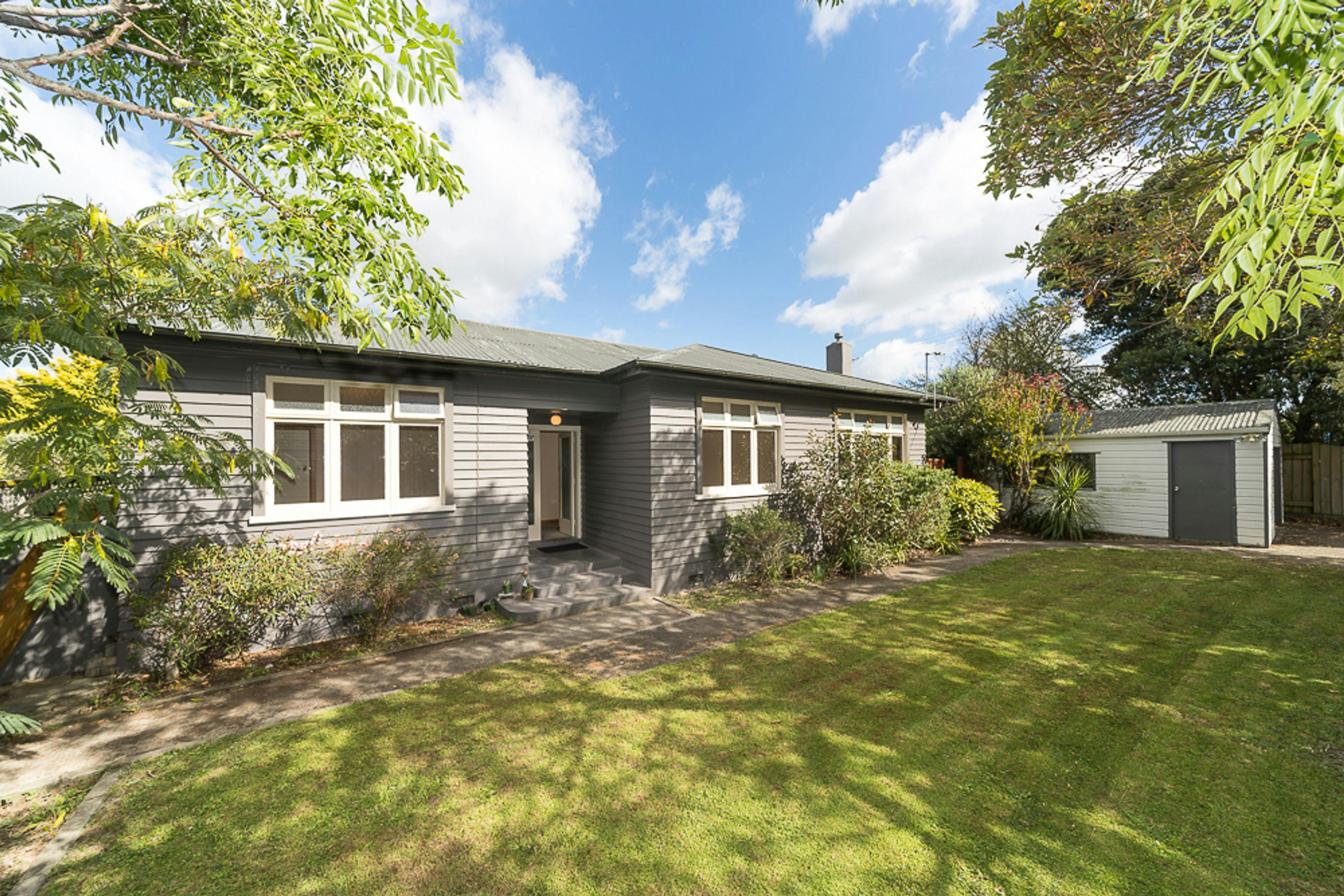 25 Monrad Street, Highbury, Palmerston North City, Manawatu | Tall Poppy 