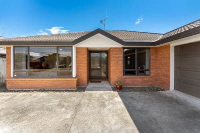 17 Meridian Grove, Kelvin Grove, Palmerston North City, Manawatu | Tall Poppy 