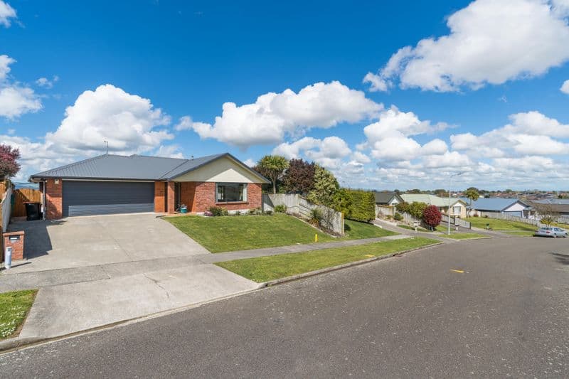 30 Logan Way, Kelvin Grove, Palmerston North City