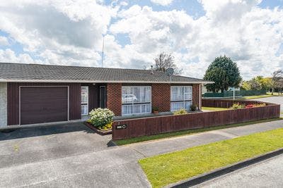 2 Moyne Ave, Milson, Palmerston North City, Manawatu | Tall Poppy 