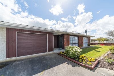 2 Moyne Ave, Milson, Palmerston North City, Manawatu | Tall Poppy 