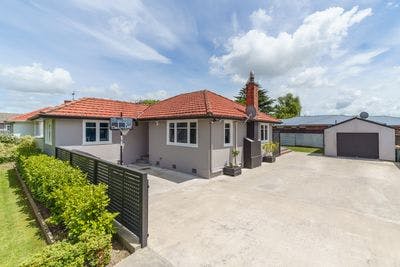 921 Upper Main Street, Roslyn, Palmerston North City, Manawatu | Tall Poppy 