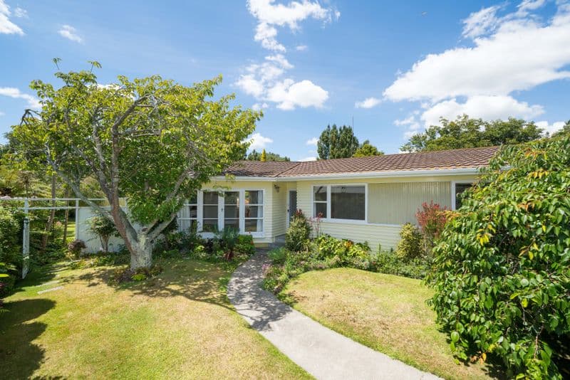 65 Ruamahanga Crescent, Terrace End, Palmerston North City