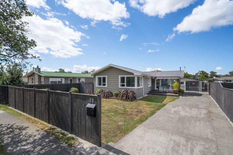 20 Rhodes Drive, Kelvin Grove, Palmerston North City