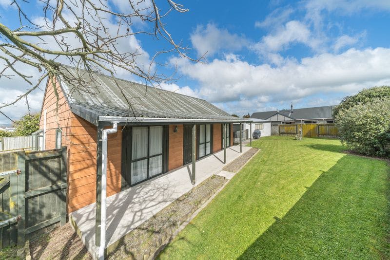 27 Charles Cross Street, Longburn, Manawatu