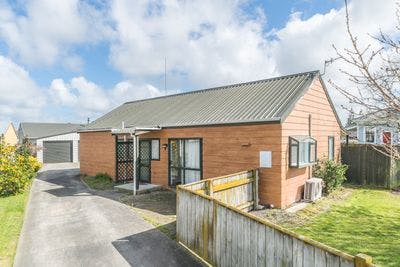 27 Charles Cross Street, Longburn, Manawatu, Manawatu | Tall Poppy 