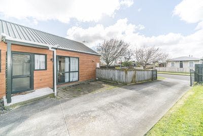 27 Charles Cross Street, Longburn, Manawatu, Manawatu | Tall Poppy 