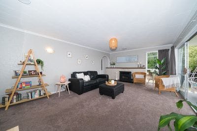 6 Eastview Place, Feilding, Manawatu, Manawatu | Tall Poppy 