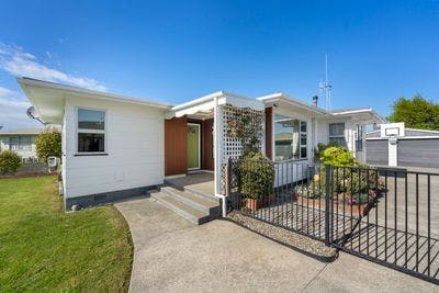 26 Dunk Place, Milson, Palmerston North City, Manawatu | Tall Poppy 