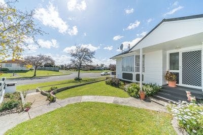 66 Hillcrest Dr, Kelvin Grove, Palmerston North City, Manawatu | Tall Poppy 